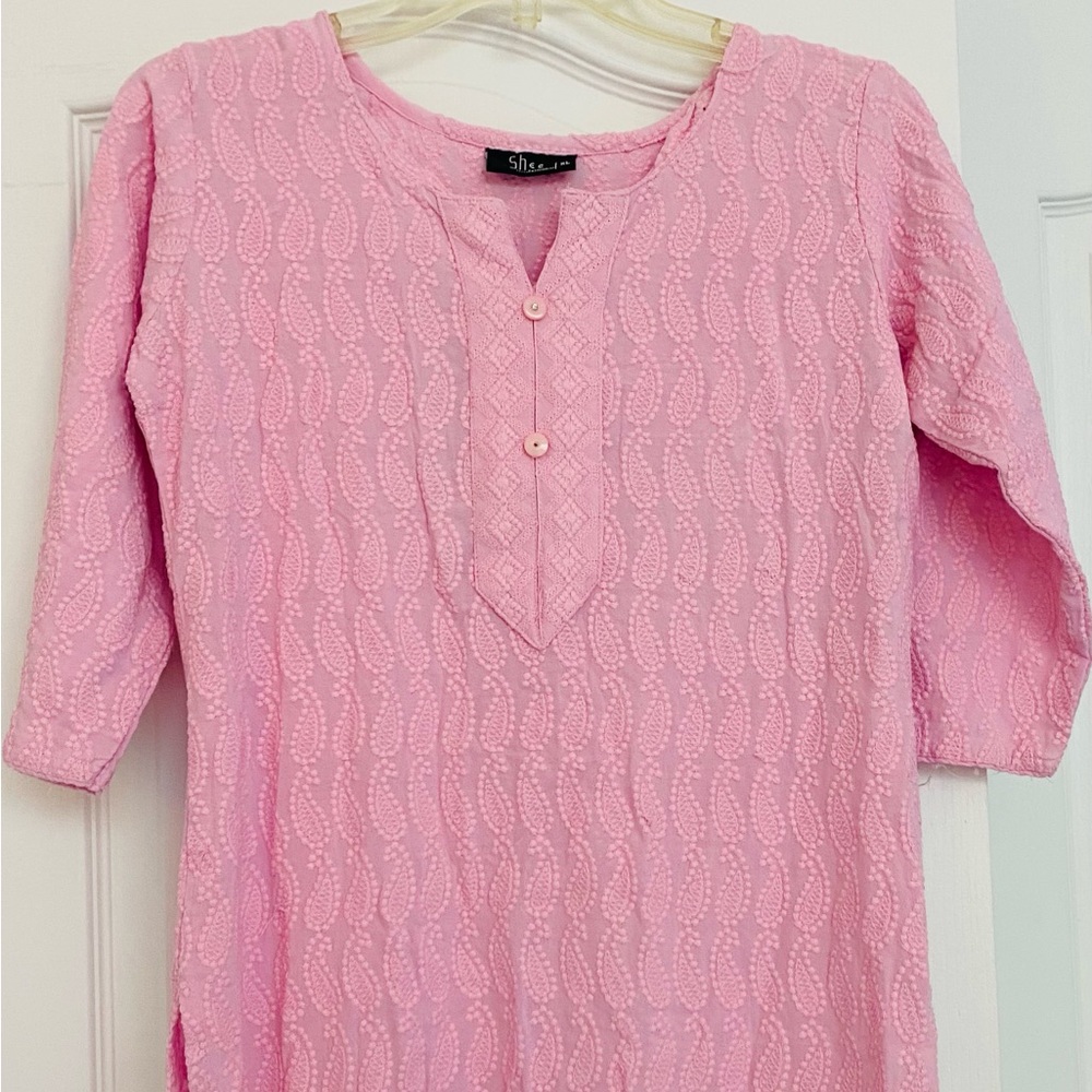 Pink Textured cotton kurti
